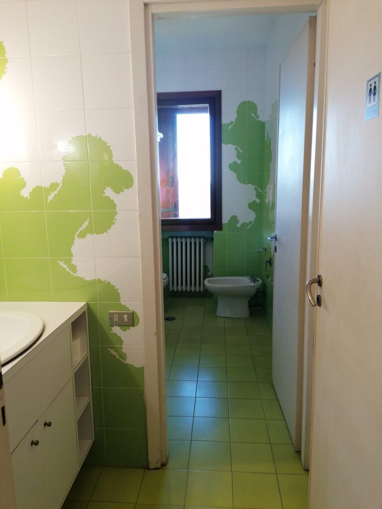 Bagno Camera Blu - Il Vino e le Rose