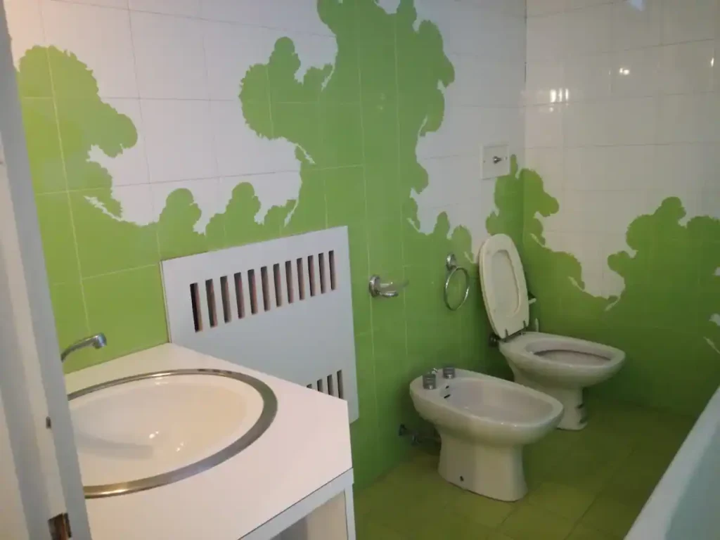 bagno camera Tripla  Blu Oasi di Mastarone - Il Vino e le Rose